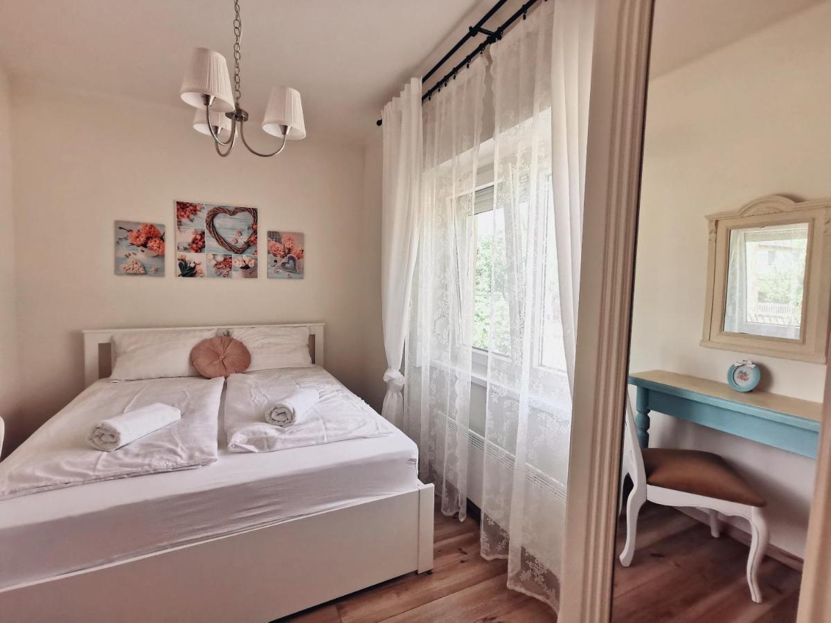 Family Garden Apartmanhaz Siófok Eksteriør bilde