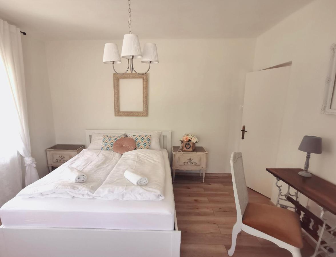 Family Garden Apartmanhaz Siófok Eksteriør bilde