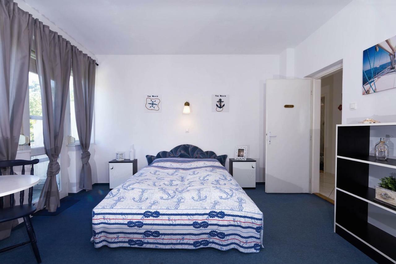 Family Garden Apartmanhaz Siófok Eksteriør bilde